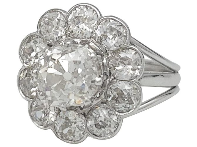inconnue Diamond daisy ring in white gold and platinum  ref.136460