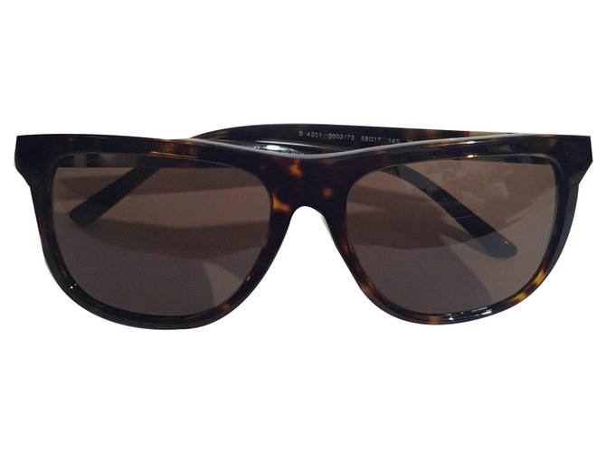 Burberry Des lunettes de soleil Plastique Marron  ref.136540