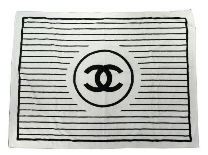 Chanel Trajes de baño Negro Blanco Algodón  ref.136696