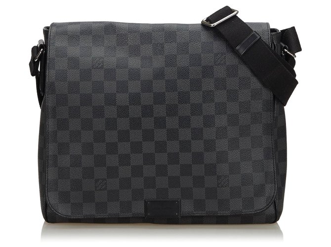 Louis Vuitton Black Damier Graphite District MM Grey Leather Cloth  ref.136739