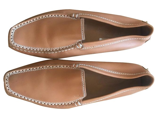 Mocasines Tod's Gommino de piel beige
