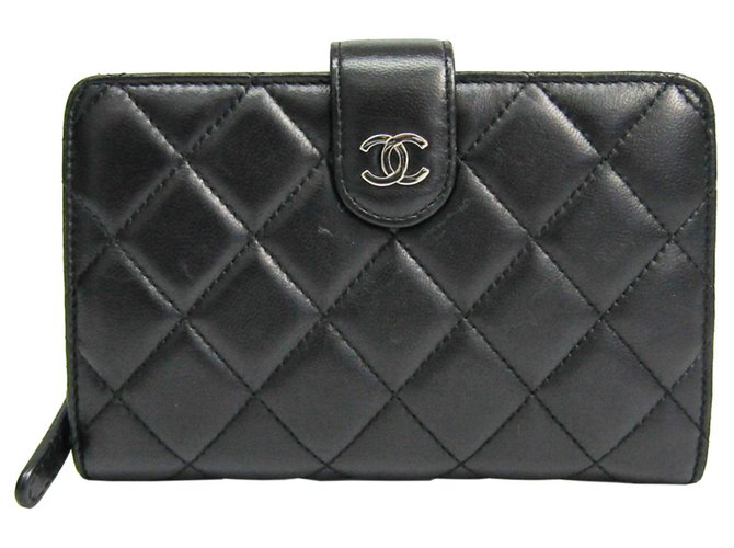 Portafoglio Chanel in pelle trapuntata nera Nero Rosso  ref.136935