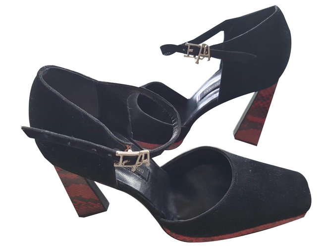 Autre Marque Two-tone flared pumps with geometric heels. Black Deerskin Python  ref.137053