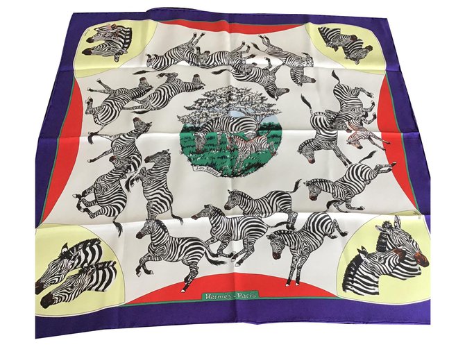 Hermès « Les zèbres » Soie Multicolore  ref.137095