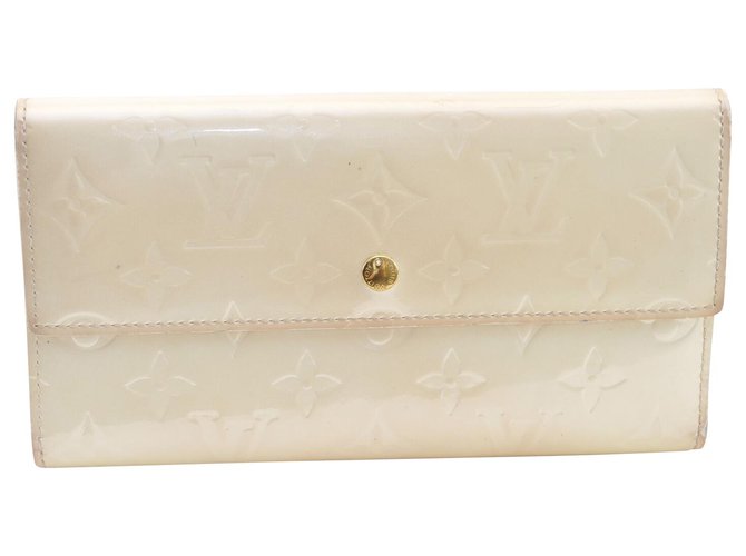 Louis Vuitton Portefeuille International Long White Patent leather  ref.137120