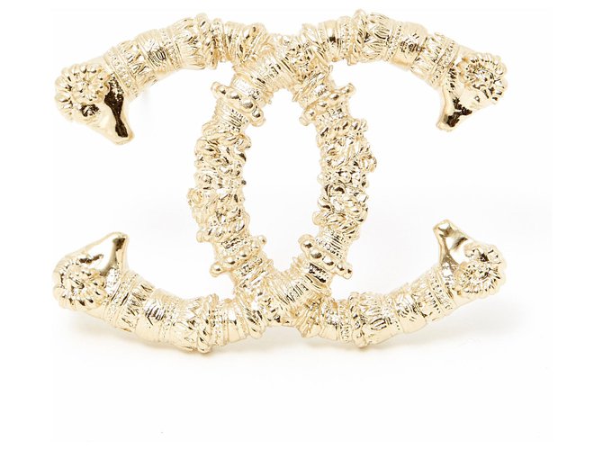 Chanel CC GOLDEN ARIES D'oro Metallo  ref.137206