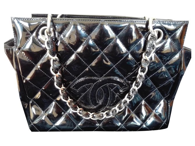 Chanel Handtaschen Schwarz Lackleder  ref.137296