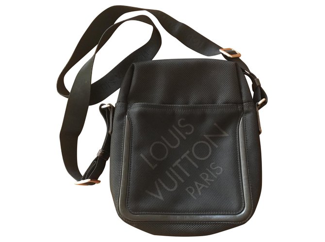 Louis Vuitton bolsa de mensajero Castaño Paño  ref.137411