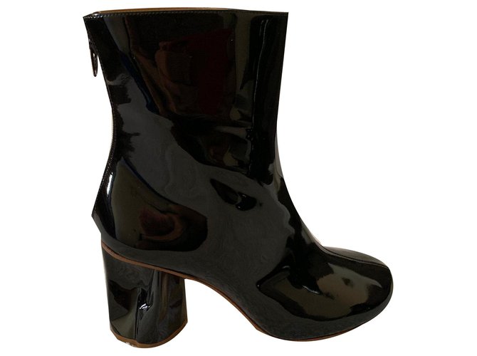 Maison Martin Margiela Botines negros de charol  ref.137520