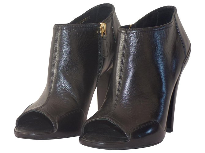 Chanel Ankle Boots Black Leather  ref.137705