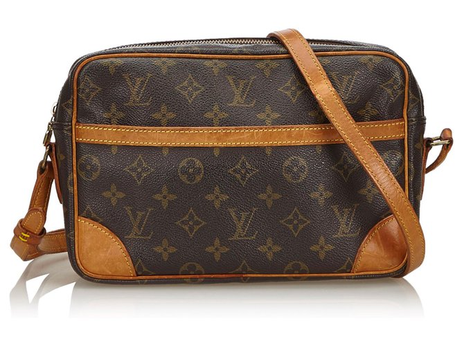 Louis Vuitton Brown Monogram Trocadero 27 Leather Cloth  ref.137923
