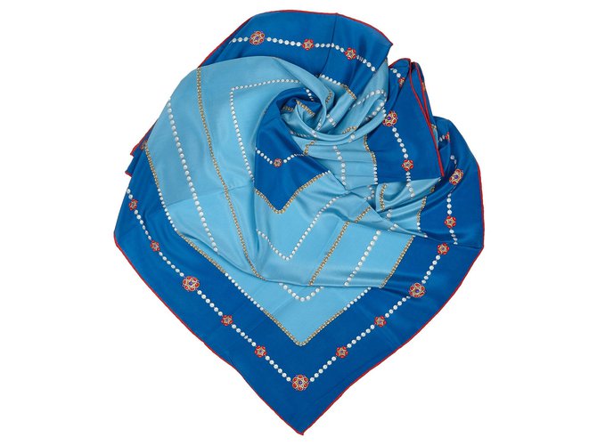 Foulard en soie imprimée bleu Chanel Tissu Multicolore  ref.138130