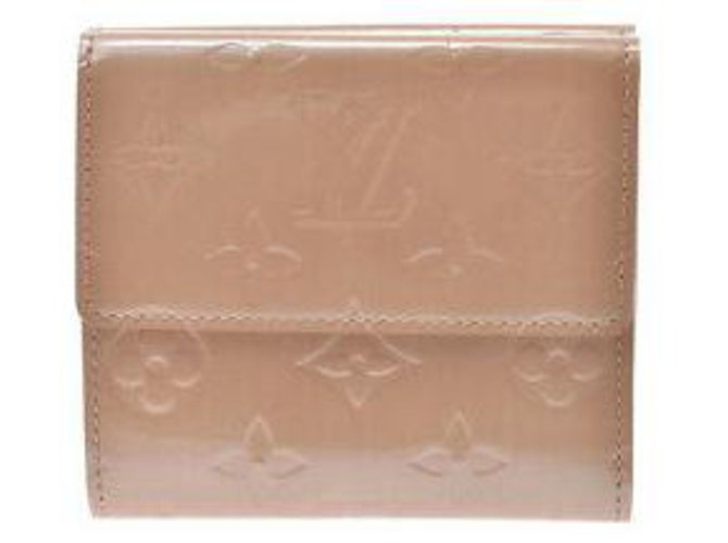 Louis Vuitton wallet Beige Patent leather  ref.138524