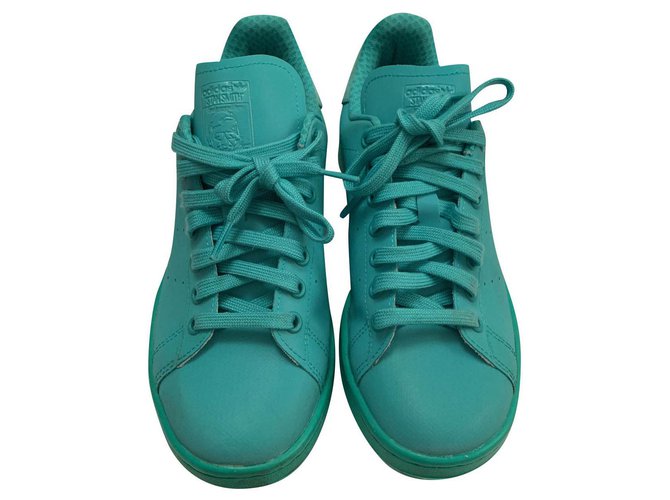 Paire d’adidas Stan smith turquoise 39 1/3 Synthétique  ref.138742