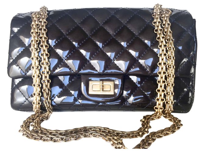 Chanel 2.55 Navy blue Patent leather  ref.138833