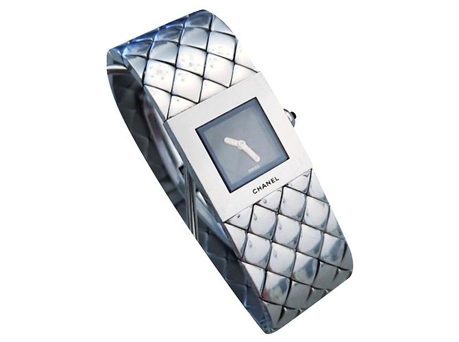 Chanel gesteppt Metallisch