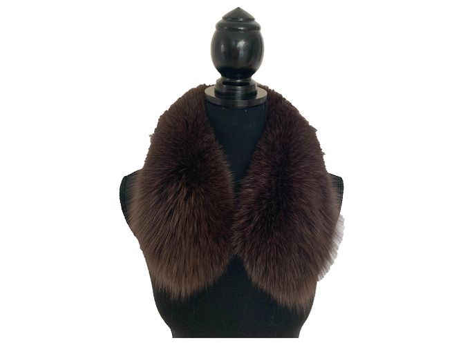 Autre Marque Fox fur collar with suede lining dark brown