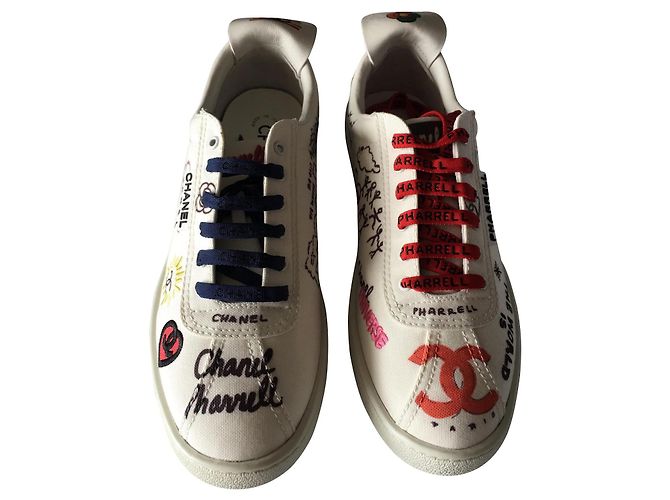 Chanel x Pharell Williams Weiß