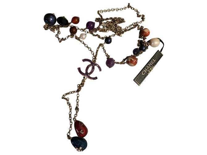 Chanel Halsketten Mehrfarben Metall  ref.139485