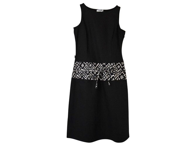 Moschino Moschina Jeans schwarzes Kleid mit floralem Bund. ES 40 Baumwolle  ref.139502