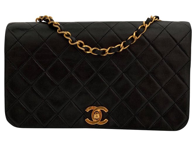 Classique Chanel Sacs à main Cuirs exotiques Noir  ref.139709