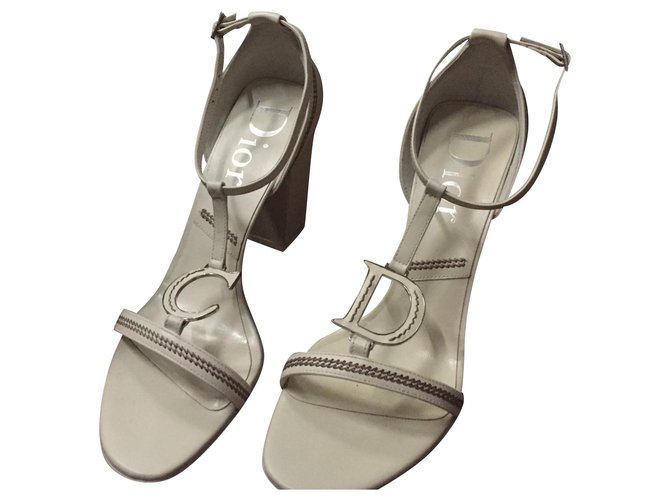 DIOR heeled sandals Eggshell Leather  ref.139839