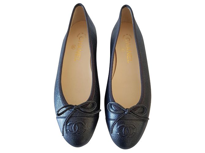 Chanel bailarinas nuevo cuero gris