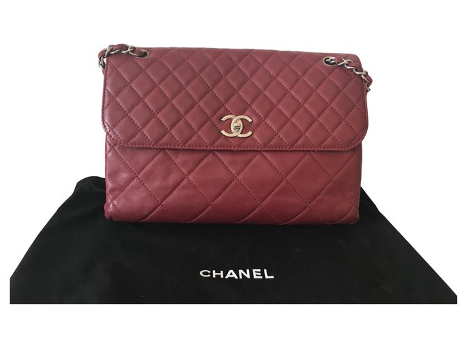 Timeless Chanel Bolsas Vermelho Couro  ref.140012