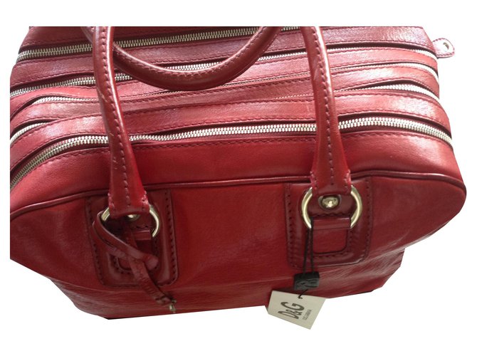 D&G LARGE LILY MULTI-ZIP LEATHER BAG Red  ref.140267