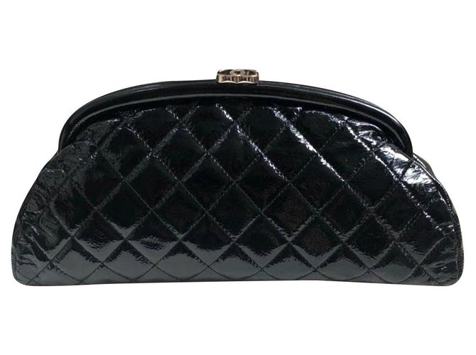 Chanel black patent leather clutch  ref.140370