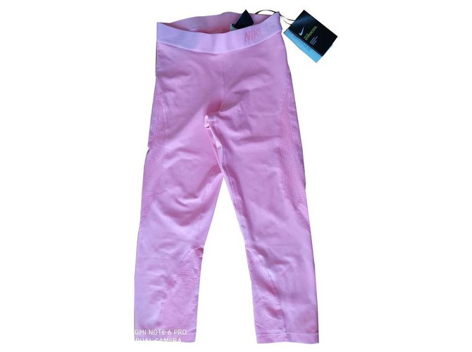 Autre Marque Nike Pro Capri Trainingsstrumpfhose Pink Polyester Elasthan  ref.140572