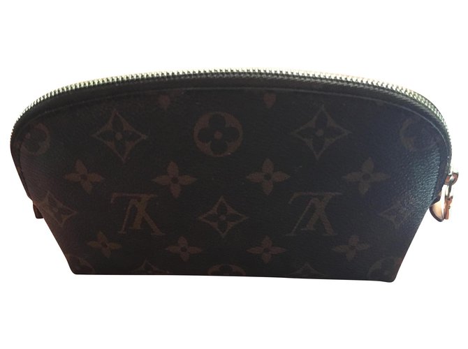 Louis Vuitton Wallets Brown Leather  ref.140619