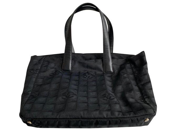 Chanel Travel bag Black Cotton  ref.140812