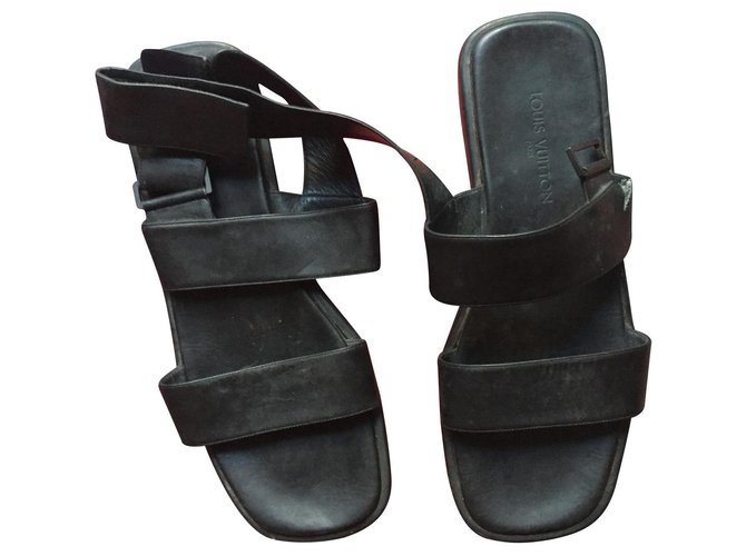 Louis Vuitton sandals man vuitton Black Leather  ref.140826