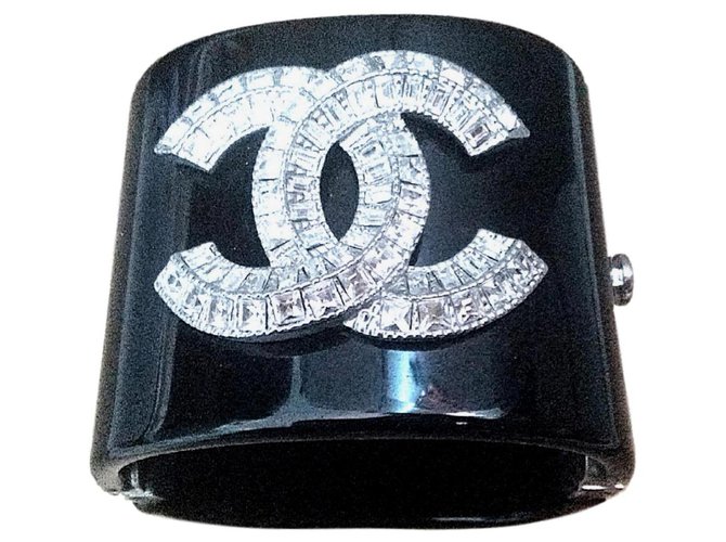 Bracelet manchette diamants Chanel noir et cristal  ref.140927