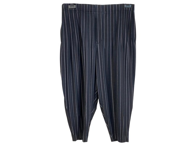 Issey Miyake Pantalones Homme Plissé Azul marino Poliéster  ref.141062