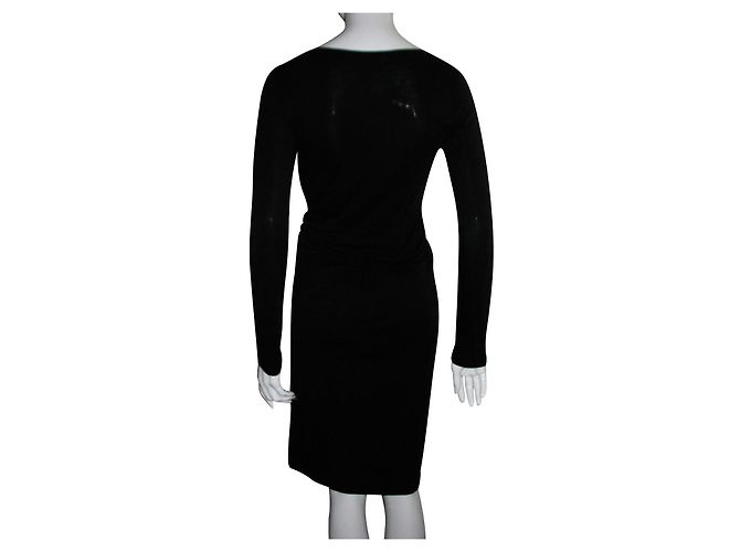 Marc Cain Vestido negro con drapeado