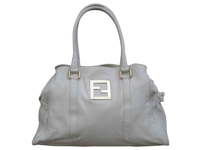 Fendi bag White Leather  ref.141537
