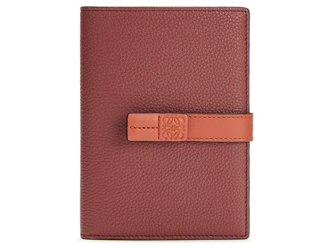Loewe Vertical wallet Cuir  ref.141555