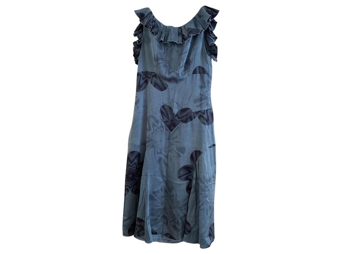 Chanel Dresses Grey Silk  ref.141730