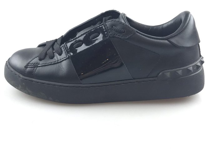 valentino black shoe