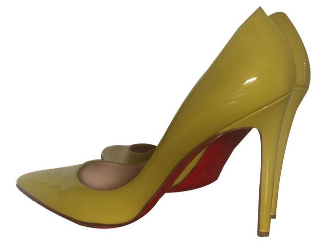 Christian Louboutin Pigalle Yellow Leather  ref.141896
