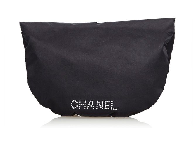 Chanel Blue Nylon Handbag Navy blue Cloth  ref.141959