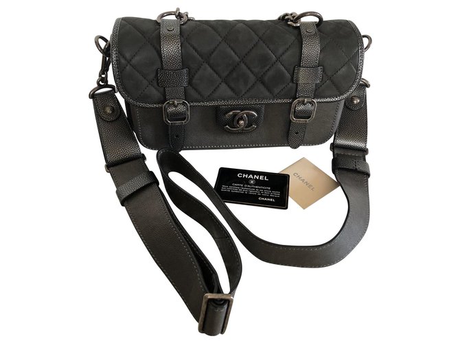 Chanel Paris Mumbai Grey Leather  ref.142074