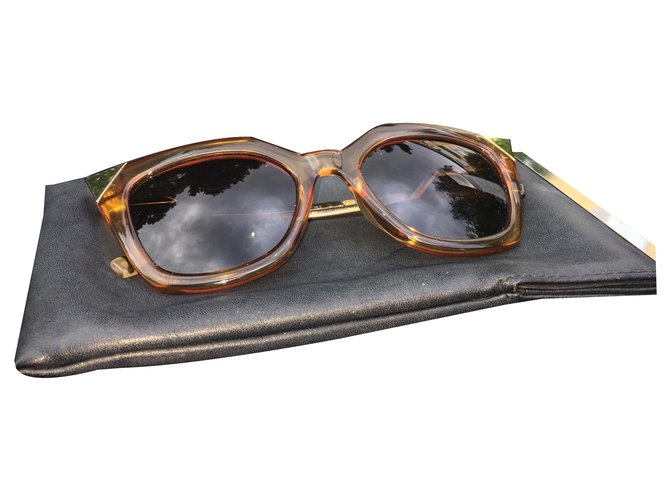 Fendi Sunglasses Brown Plastic  ref.142124