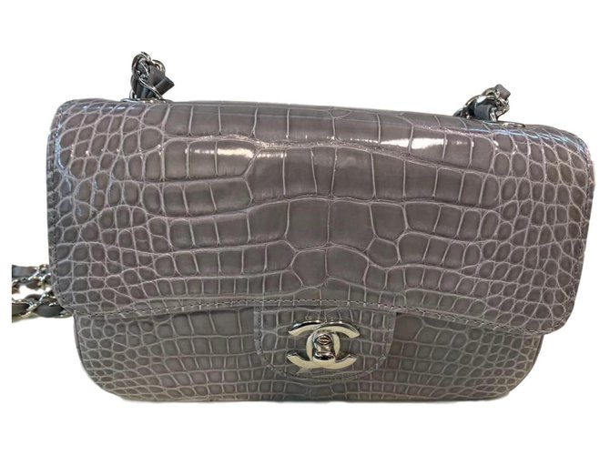 Timeless Chanel Zeitlose Alligatortasche Grau Exotisches Leder  ref.142243