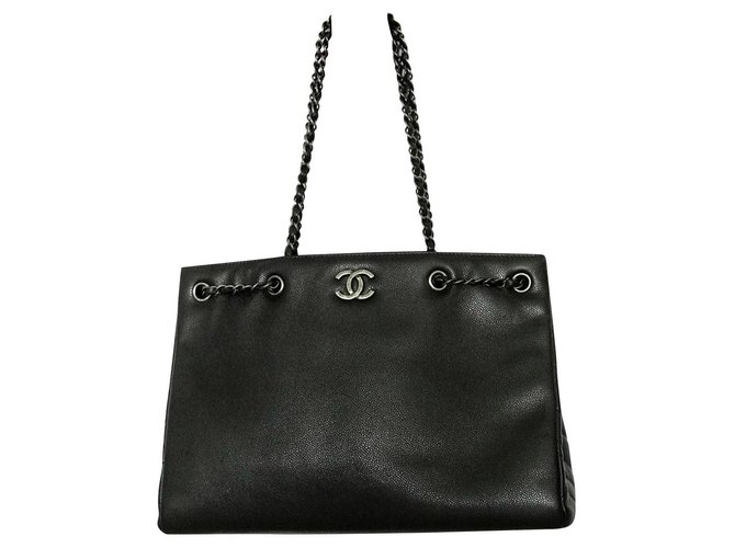 Chanel Large Caviar leather shoulder tote bag Black  ref.142369