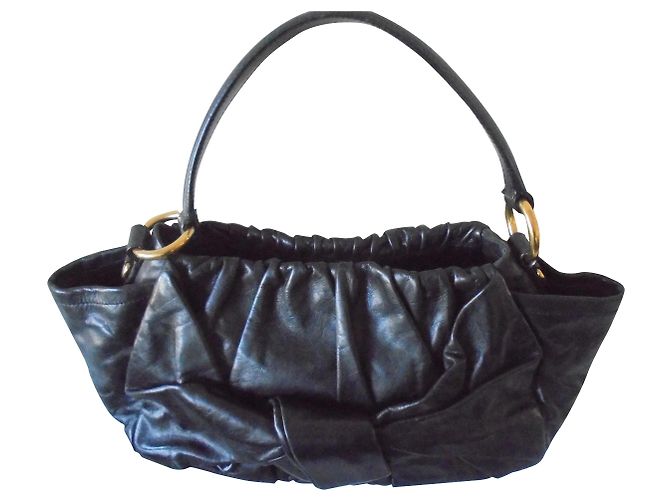 PRADA LEDER HANDTASCHE MODELL NEUD