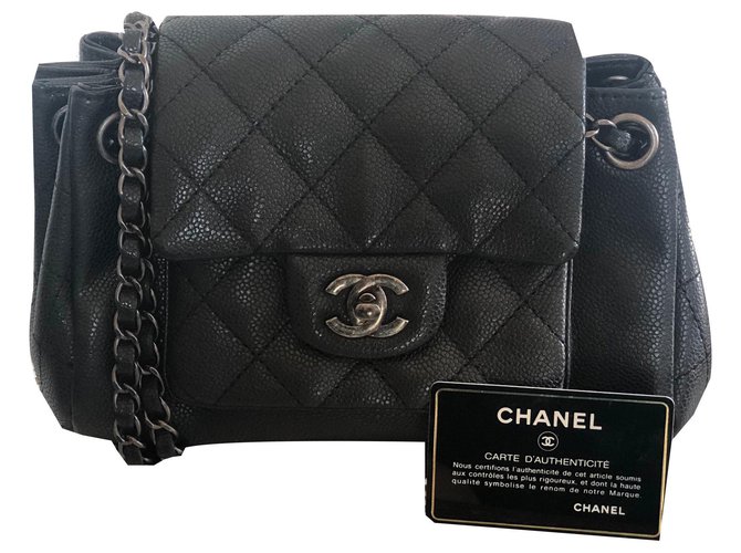 Chanel Bolsos de mano Negro Cuero  ref.142692