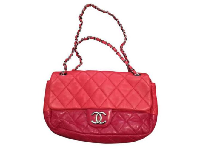 Chanel Handbags Red Leather  ref.142710